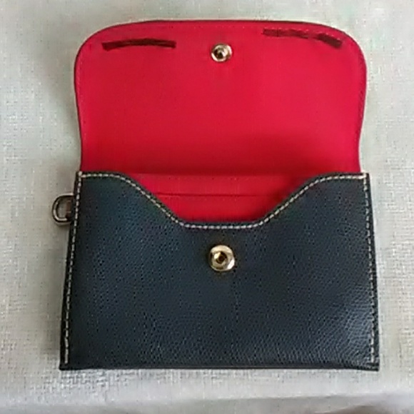 ⏳Clearance - Authentic Dooney & Bourke card clutch - Picture 4 of 4